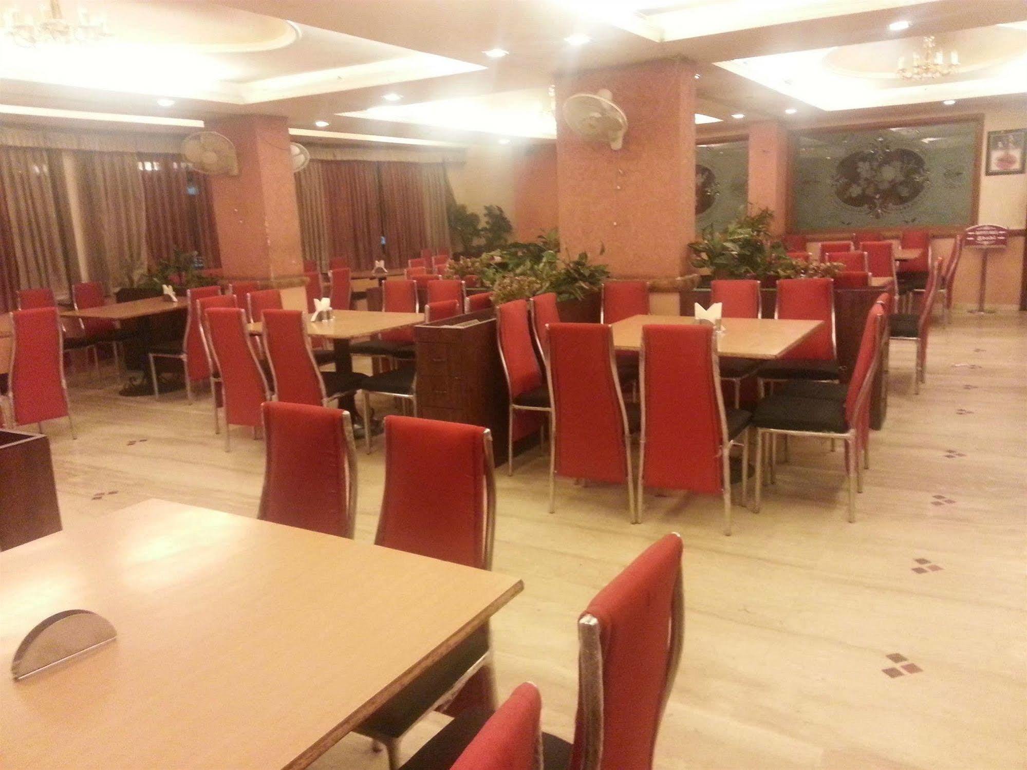 Hotel Tara International Hyderabad Eksteriør billede