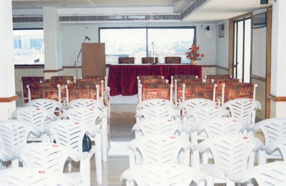 Hotel Tara International Hyderabad Eksteriør billede